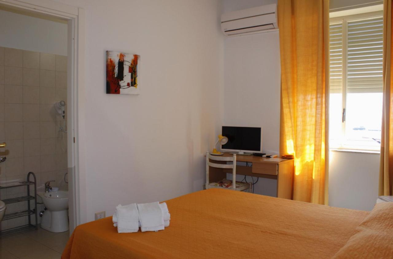 Bed & Breakfast Lighea Giardini Naxos Bagian luar foto