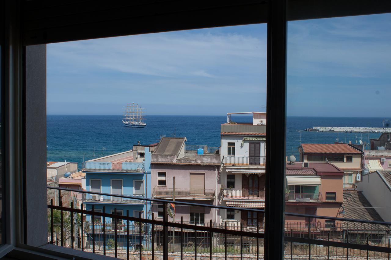 Bed & Breakfast Lighea Giardini Naxos Bagian luar foto