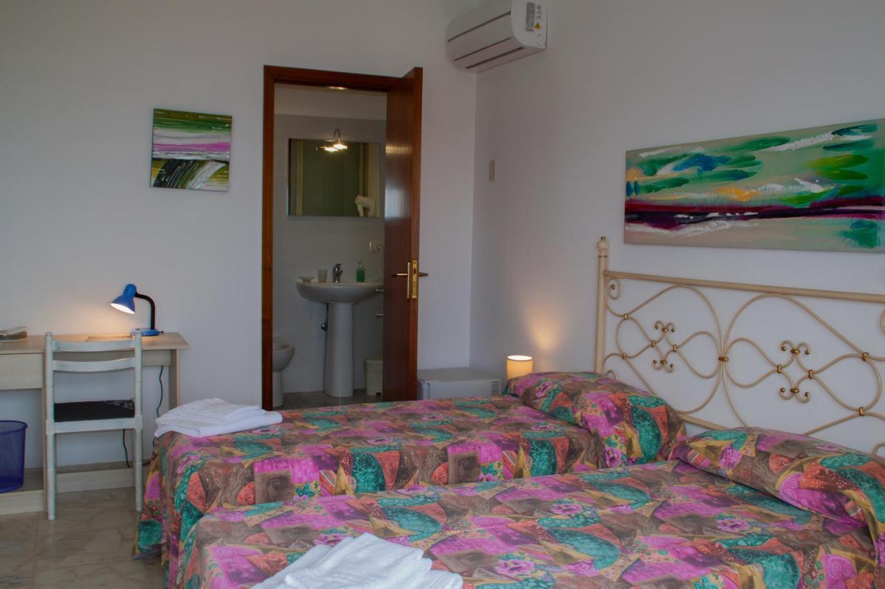 Bed & Breakfast Lighea Giardini Naxos Bagian luar foto
